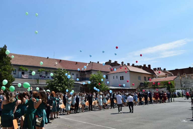 Újra  ballagtak az adysok!