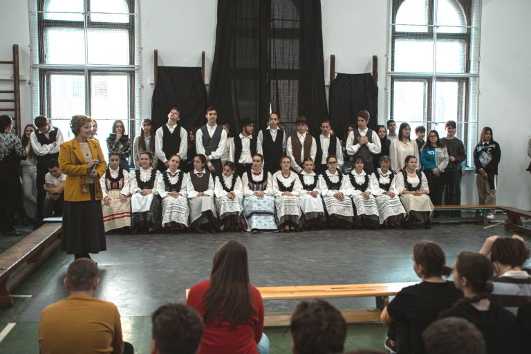 "Legyen minden nap karácsony" - diákjaink ünnepi műsora